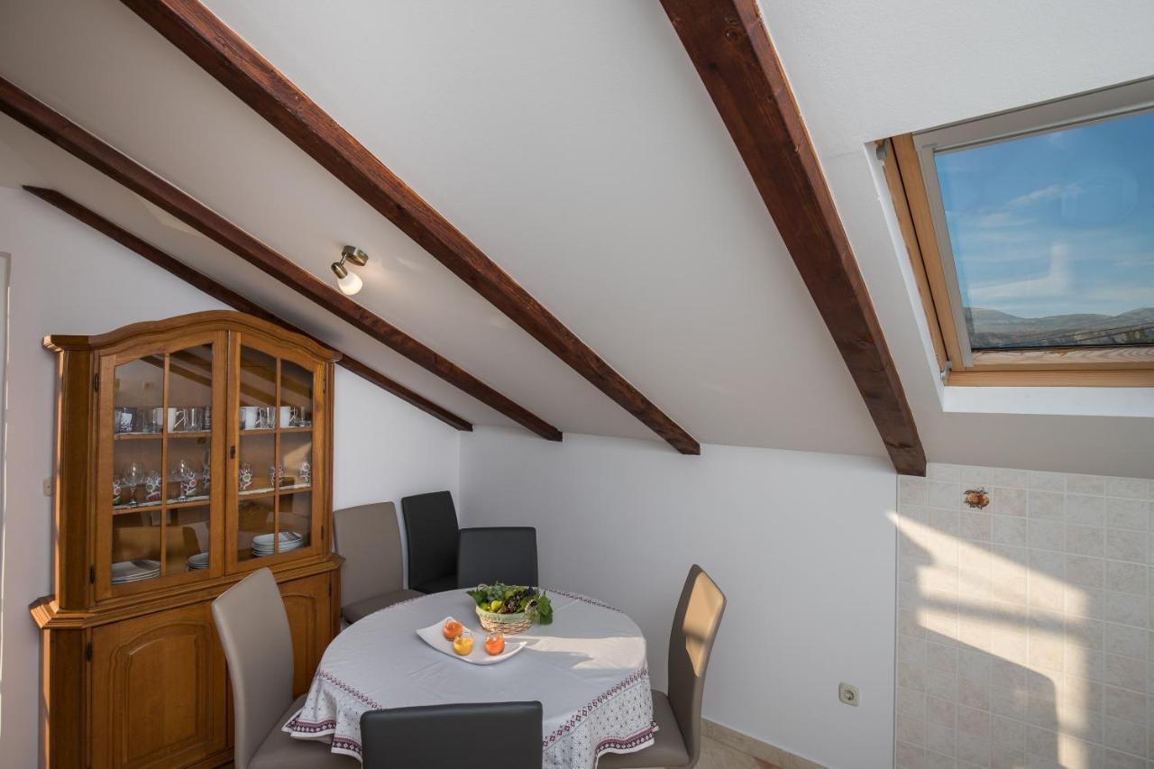Apartment Zora Čilipi エクステリア 写真